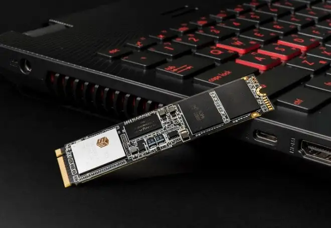 Adata prezentuje szybkie dyski SSD dla graczy