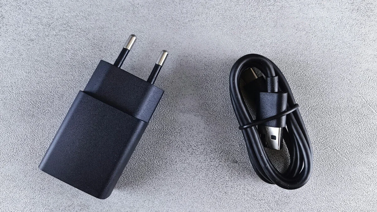 Śledztwo obnażyło prawdę o taniej elektronice. Tak oszukują nas w sieci