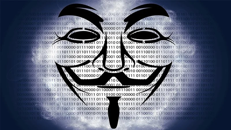 Anonymous powraca. Hakerzy grożą policji w związku z zamieszkami w USA
