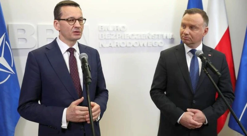 Rządowa aplikacja na smartfony pomoże Polakom realizować kwarantannę