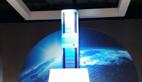 HP zaprezentowało superkomputer Apollo chłodzony… ciepłą wodą!
