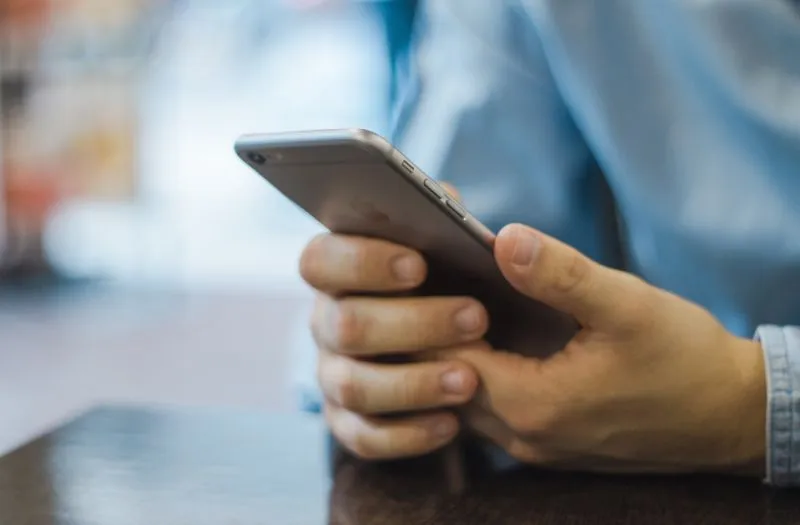 Reklamy w MIUI? To iOS od Apple jest prawdziwym adware