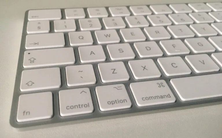 Rewolucyjny patent Apple. Mini-ekran OLED na każdym klawiszu zamiast nadruku