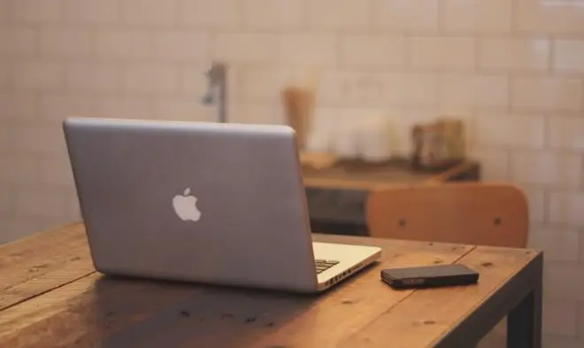 Apple nie ma w planach urządzenia hybrydowego