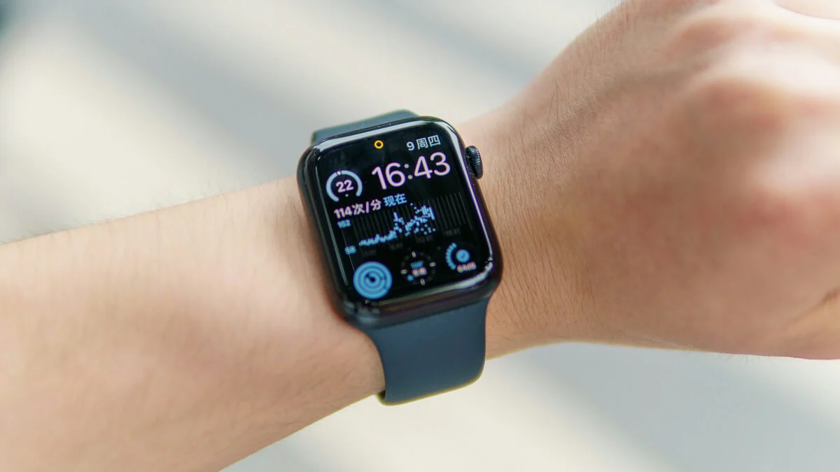 Apple Watch sparowany ze smartfonem Huawei? To już możliwe, ale lista braków zaskakuje