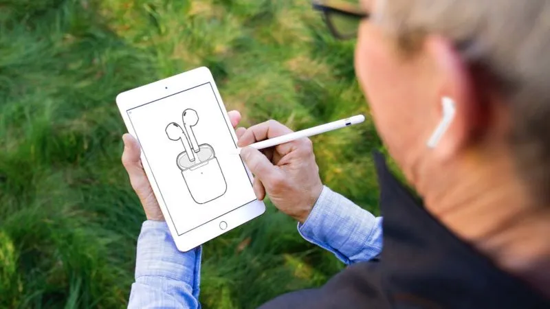 Sznurek na AirPodsy za 230 złotych? Fani Apple i tak kupią