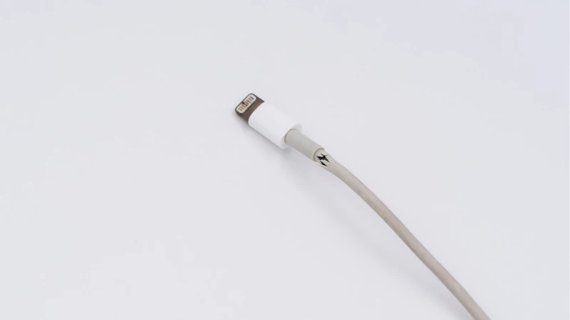 apple lightning przewod zepsuty