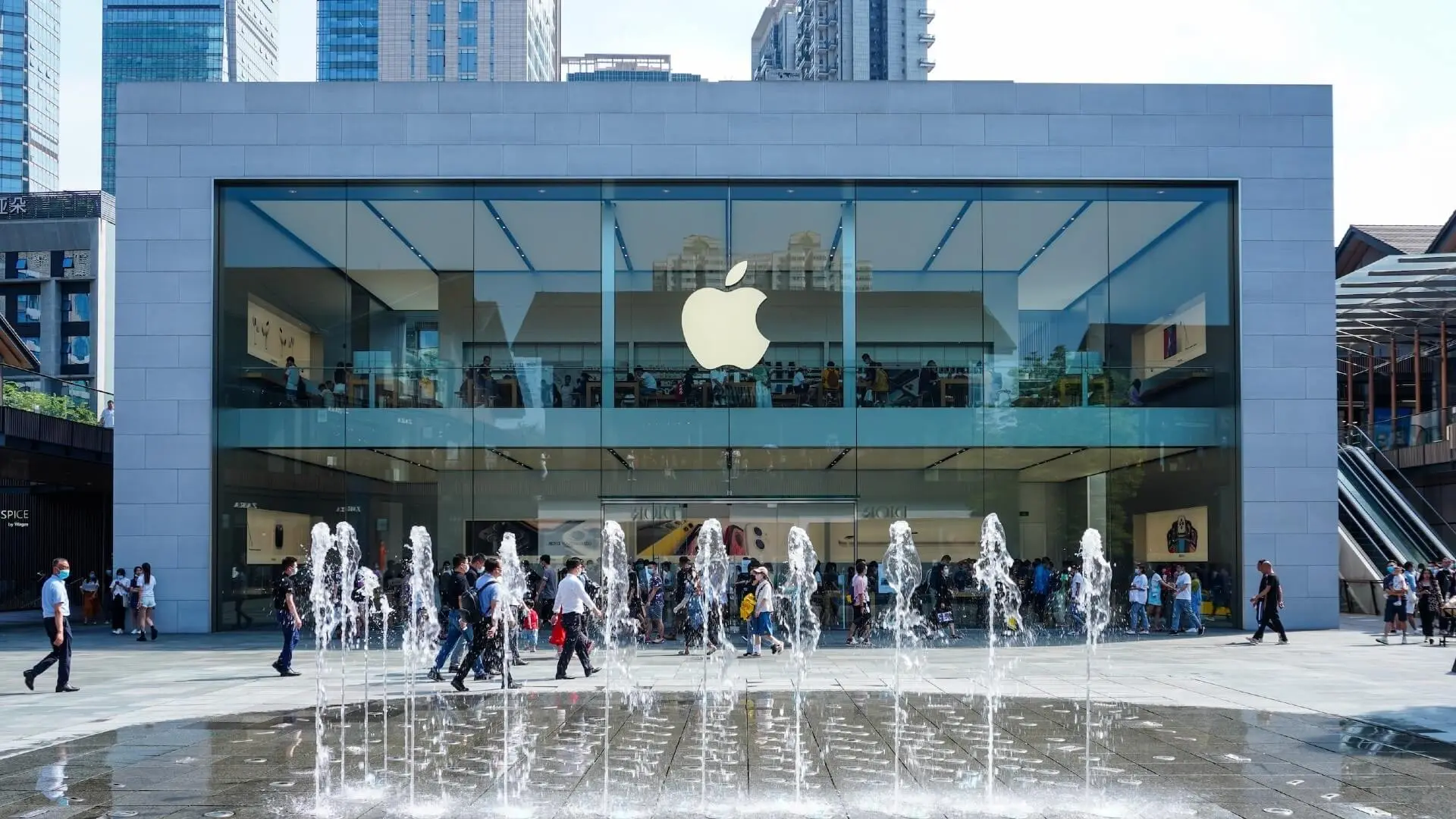 Apple ma mega problem. Lockdown dotknął Foxconn