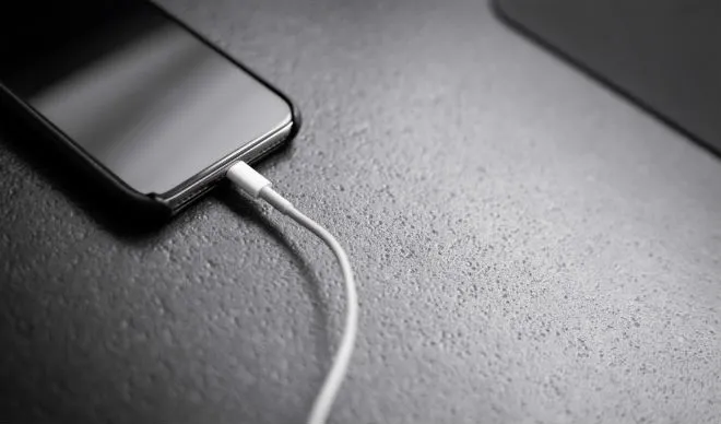 Apple: zmiana kabli do ładowania w UE zaszkodzi wszystkim