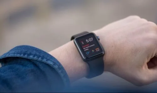 Apple przygotowuje tani zegarek Watch SE?