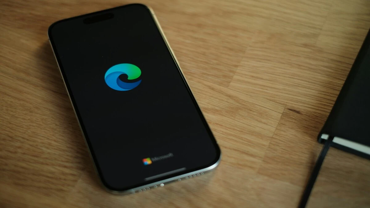 Nie chcesz płacić za YouTube Premium? Ta przeglądarka Cię zaskoczy