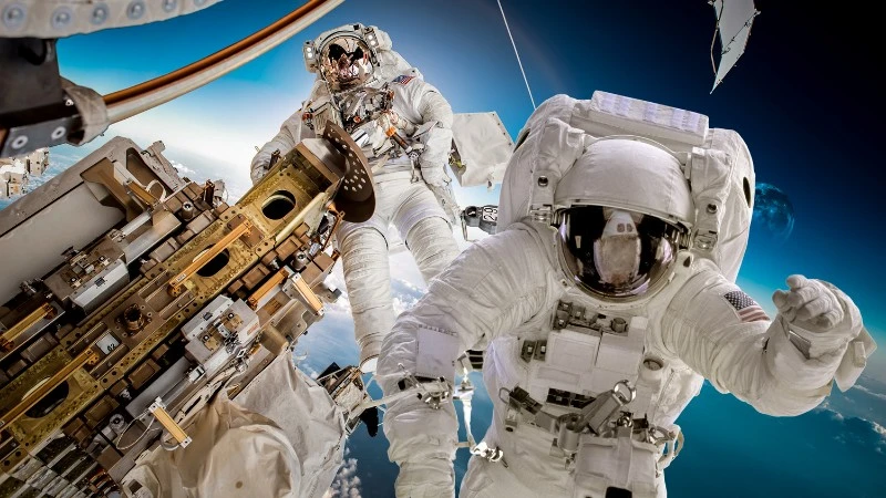 Kosmiczny długopis oraz dlaczego astronauci nie używają ołówków?