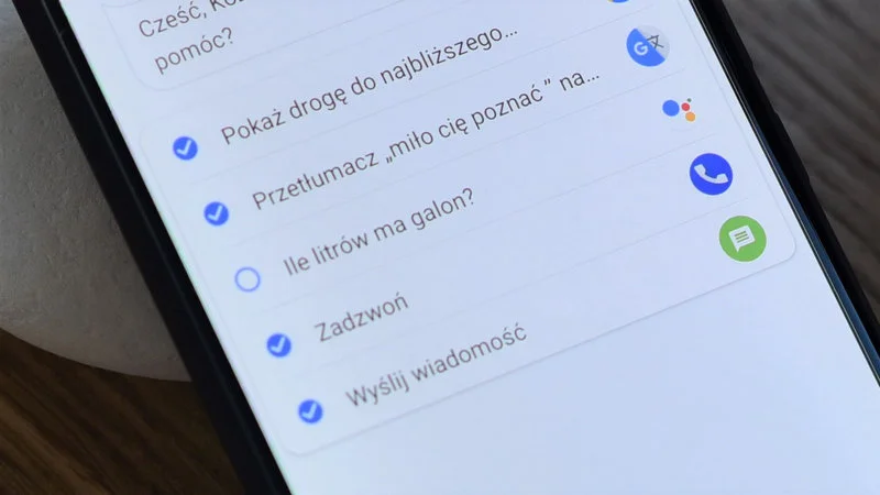 Asystent Google dostaje nowe głosy. Zgadnijcie z ilu z nich skorzystają Polacy
