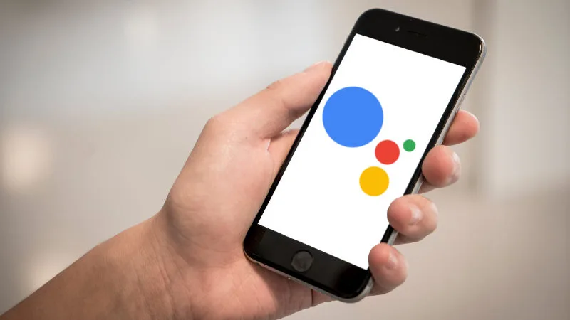 Google atakuje – fizyczny przycisk Asystenta Google na ponad 100 milionach smartfonów w 2019 roku