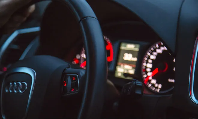 Audi pracuje nad technologią, która pozwoli samochodom na komunikację ze światłami