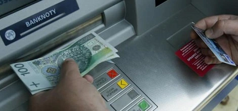 Rosyjscy hakerzy wykradli z bankomatów ponad 10 mln dolarów