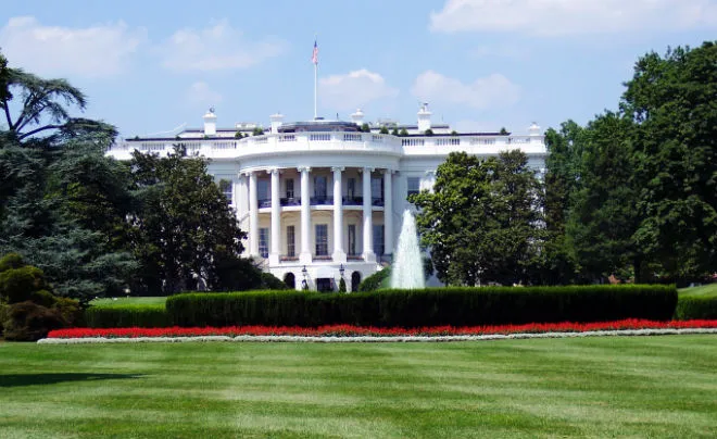 Rozpoznawanie twarzy trafi do Białego Domu. Po co?