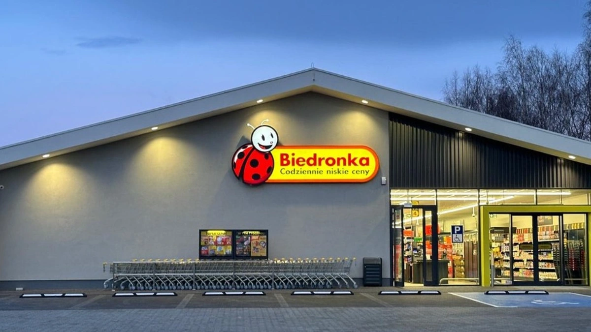 Biedronka wydała apel. Zrób to, bo pożegnasz się z rabatami