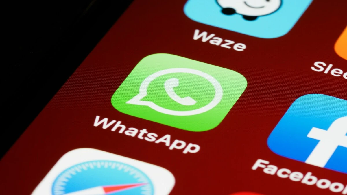Czy WhatsApp właśnie zlikwidował barierę językową?