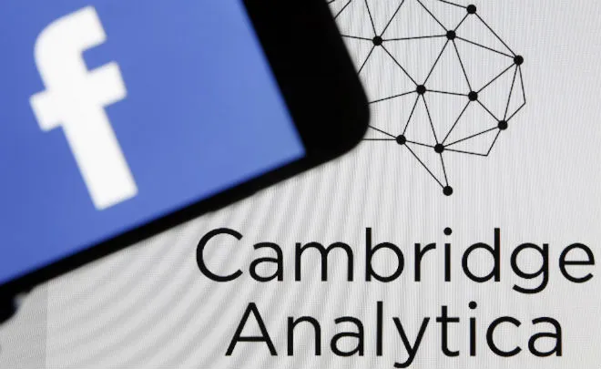 Cambridge Analytica ogłasza bankrutcwo. To klątwa Facebooka?