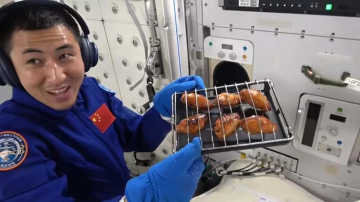 Chińczycy odpalili piekarnik w kosmosie – pierwsze skrzydełka na orbicie