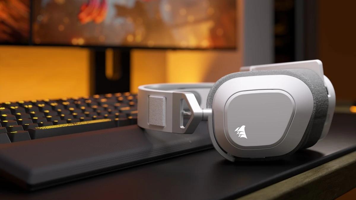 Corsair ma nowe słuchawki i klawiaturę dla graczy – HS80 MAX i K70 MAX