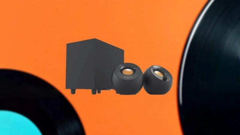 Creative Pebble Plus to głośniki zasilane z USB. Są zaskakująco tanie