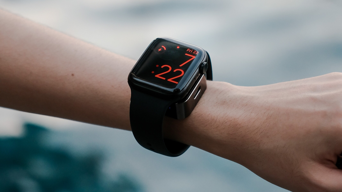 Powerbank do smartwatcha? Brzmi jak absurd, ale może mieć sens