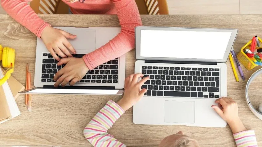 Wynik przetargu na darmowe laptopy dla uczniów unieważniony. Urządzeń nie będzie?