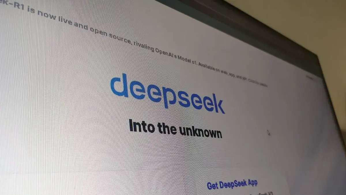 DeepSeek dokona żywota. Chiński chatbot ma zniknąć z Europy