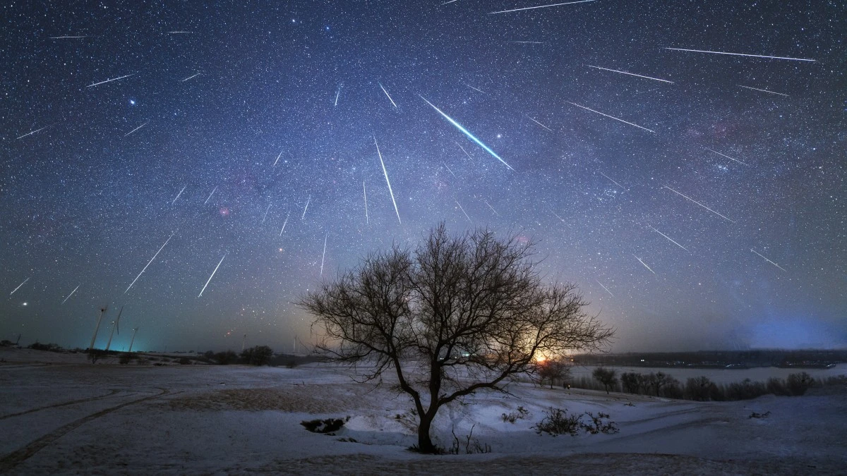 Już w ten weekend deszcz meteorów. Gdzie wypatrywać spadających gwiazd?