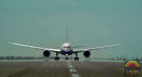 Akrobacje powietrzne wykonane wielkim Dreamlinerem! (wideo)