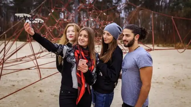 Drofie – ciekawa alternatywa dla selfie sticka