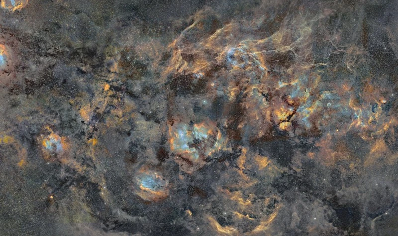 Fotograf musiał poświęcić 12 lat, by stworzyć to zdjęcie Drogi Mlecznej