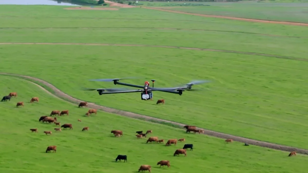 Ten dron spędził w powietrzu ponad 4 godziny. YouTuber pobił niesamowity rekord