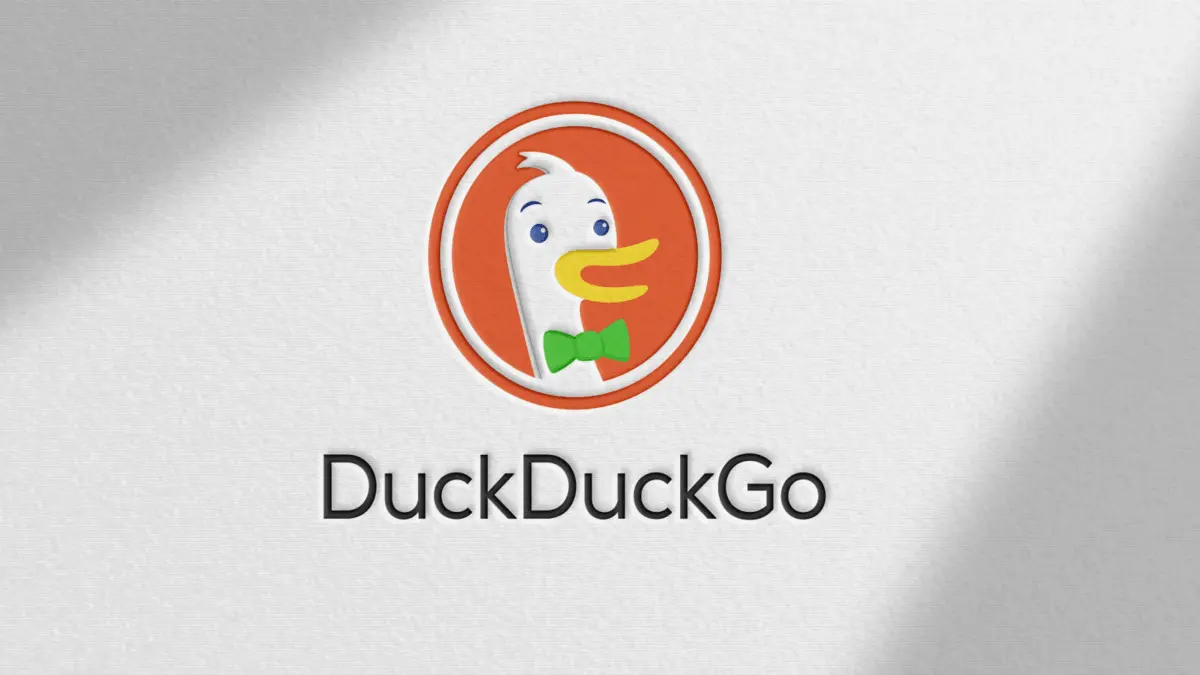 DuckDuckGo idzie na noże z Google. Przeglądarka blokuje reklamy na YouTube