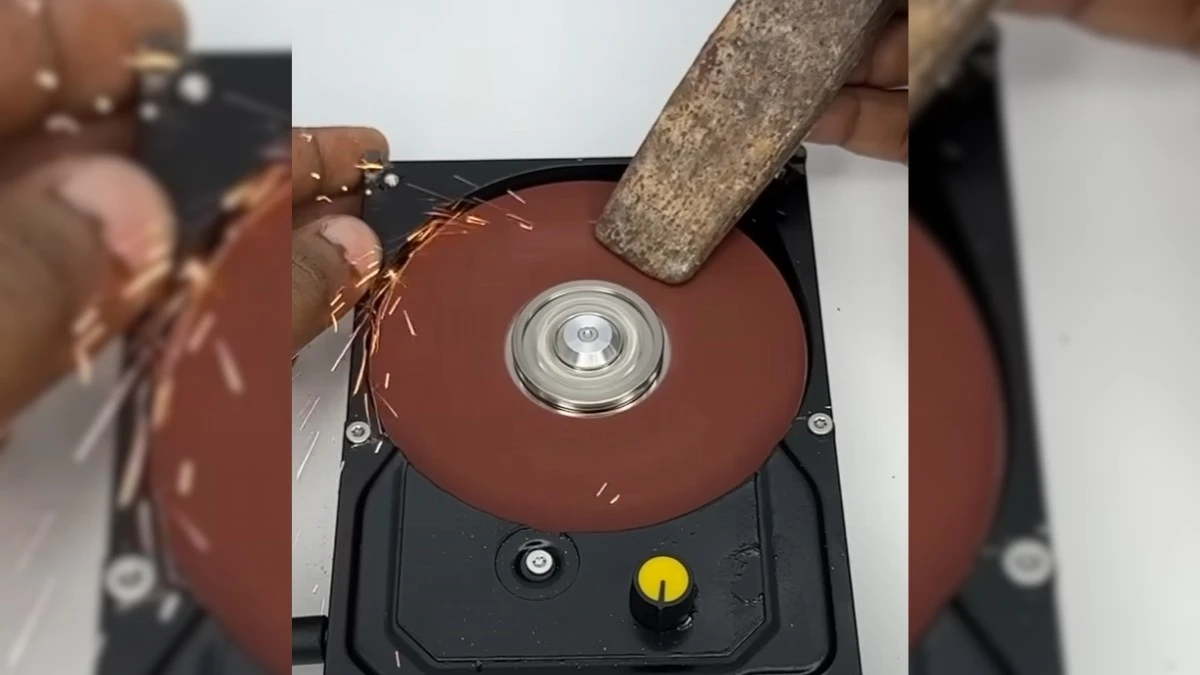 Pomysłowy moder przerobił dysk twardy na szlifierkę tarczową