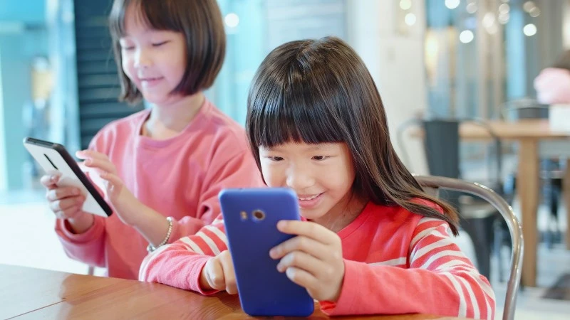 W Chinach smartfony pilnują, by dzieci nie grały na nich w nocy