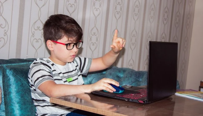 Już 9-latki atakują swoje szkoły za pomocą DDoS