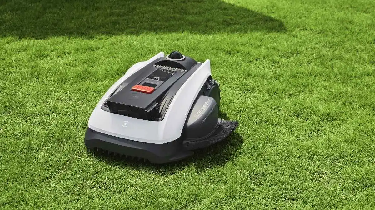 Nowości od ECOVACS. Roboty dla domu i ogrodu już w Polsce