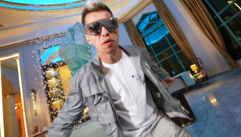 UOKiK bierze się za influencerów. Na start m.in. Ekipa Friza