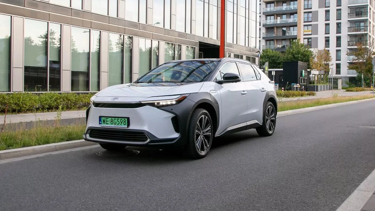 Zegar tyka dla kierowców. Dopłaty do elektryków mogą skończyć się za chwilę