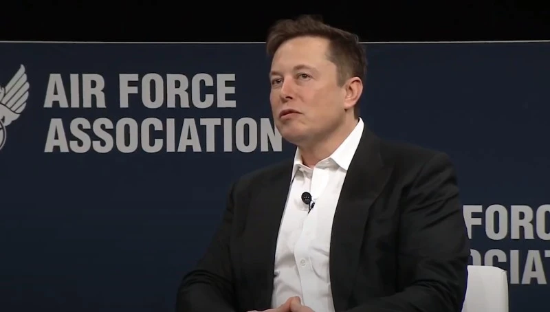 „Wielka wojna” trwa – do teamu PewDiePie dołącza… Elon Musk