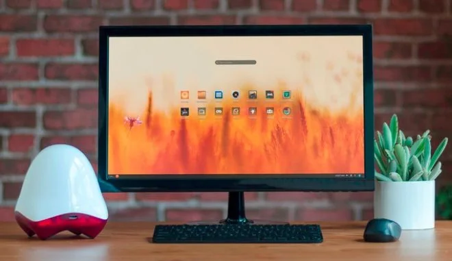 Endless Mini to PC tak mały, że aż strach