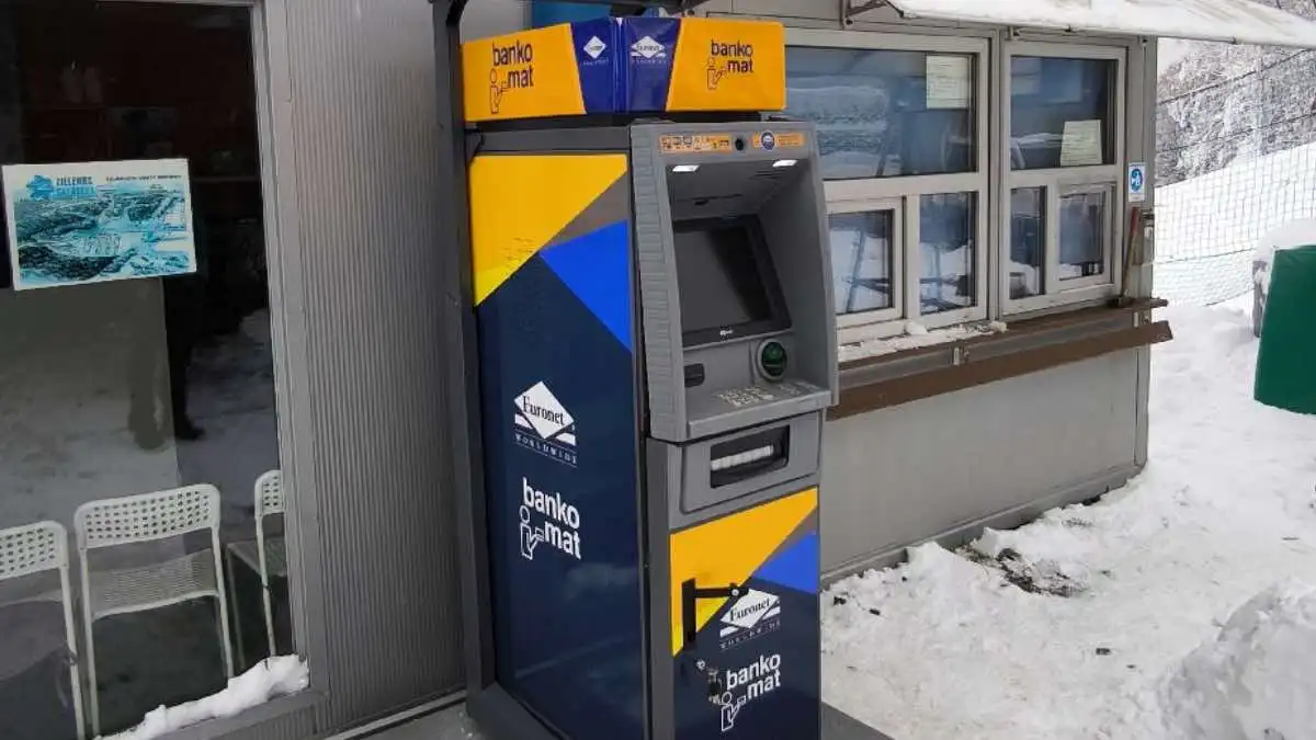 Euronet przestał naciągać klientów. Nowe zmiany w bankomatach