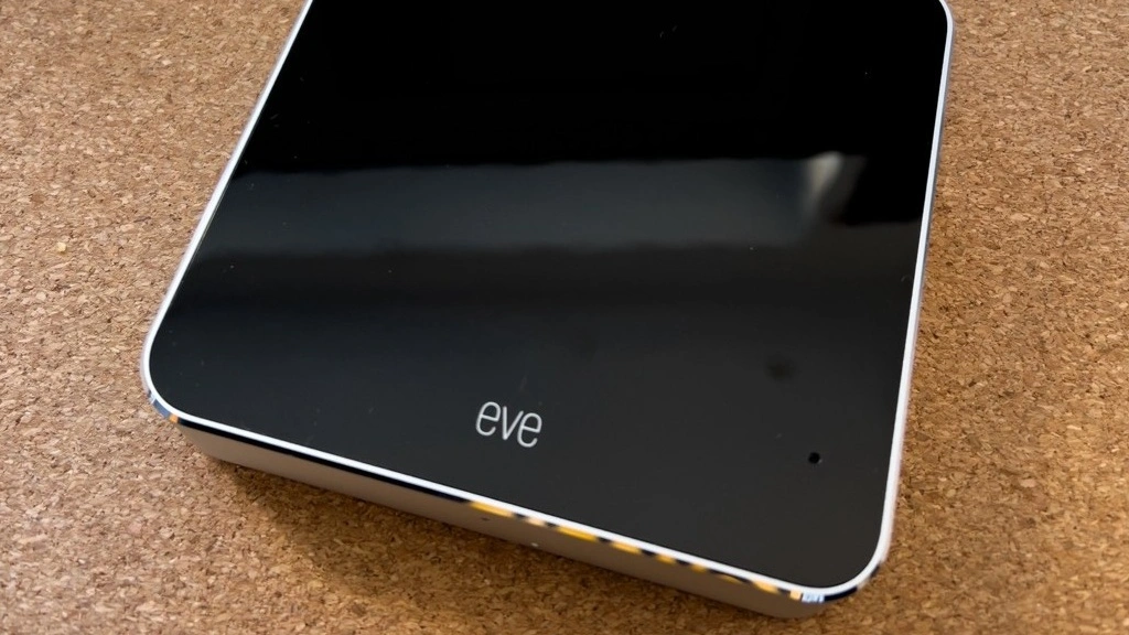 Eve Play – test. Sprzęt obowiązkowy dla posiadaczy urządzeń Apple