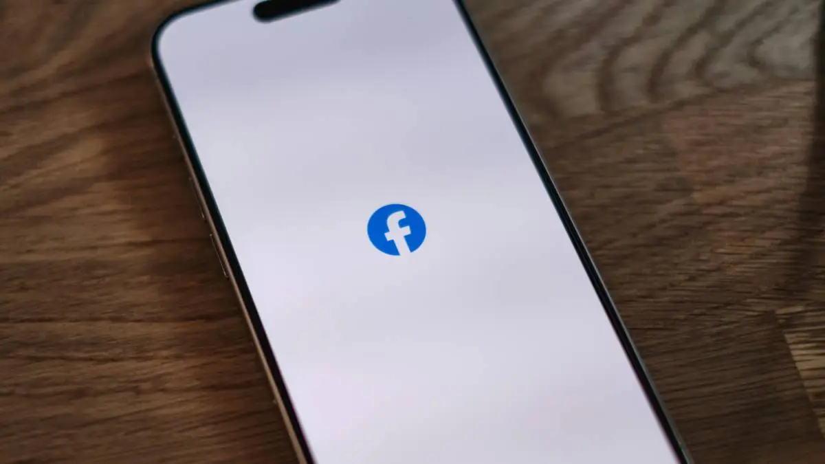 Facebook stworzy użytkowników. Boty AI otrzymają własne profile