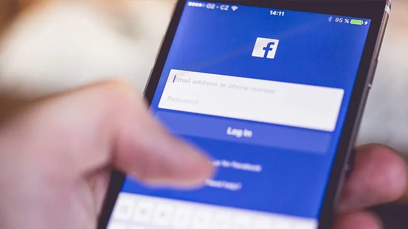 Niedługo Stories z Facebooka będziesz mógł wrzucić bezpośrednio na Instagram