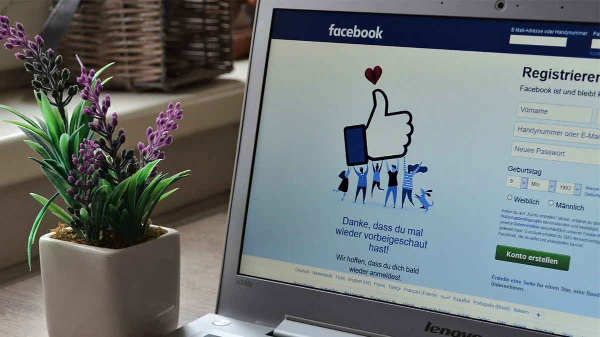 Poglądy religijne i orientacje seksualne znikną z profili na Facebooku