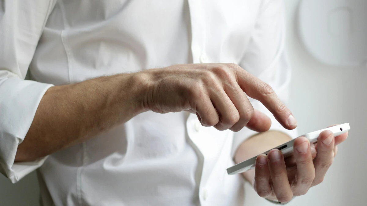 Masz ten smartfon? Wyłącz jedną opcję, zanim stracisz pieniądze
